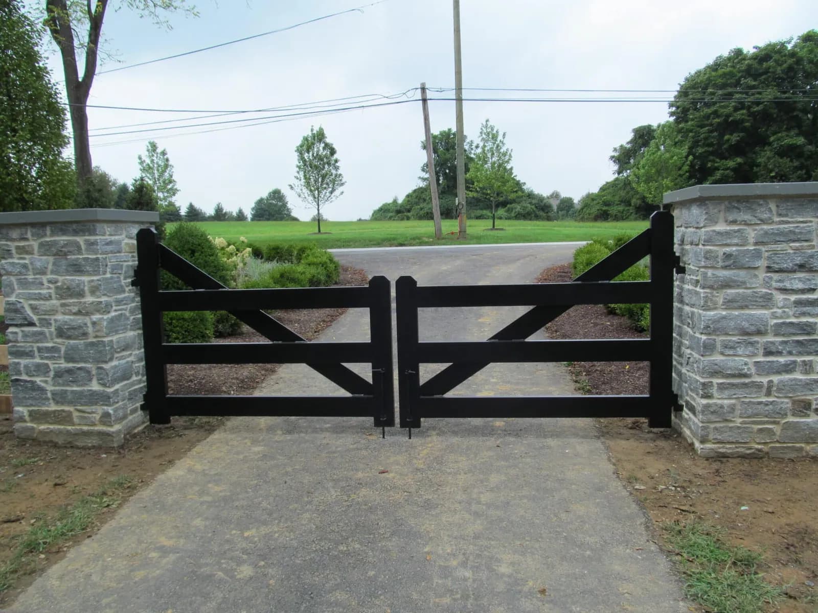 Commercial custom fence design by Hoff - The Fence Contractors